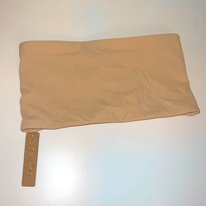 Bra staples from SKIMS